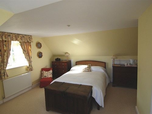 รู้ควู้ด ฟาร์มเฮาส์ Bed & Breakfast นิวเบอรี ภายนอก รูปภาพ